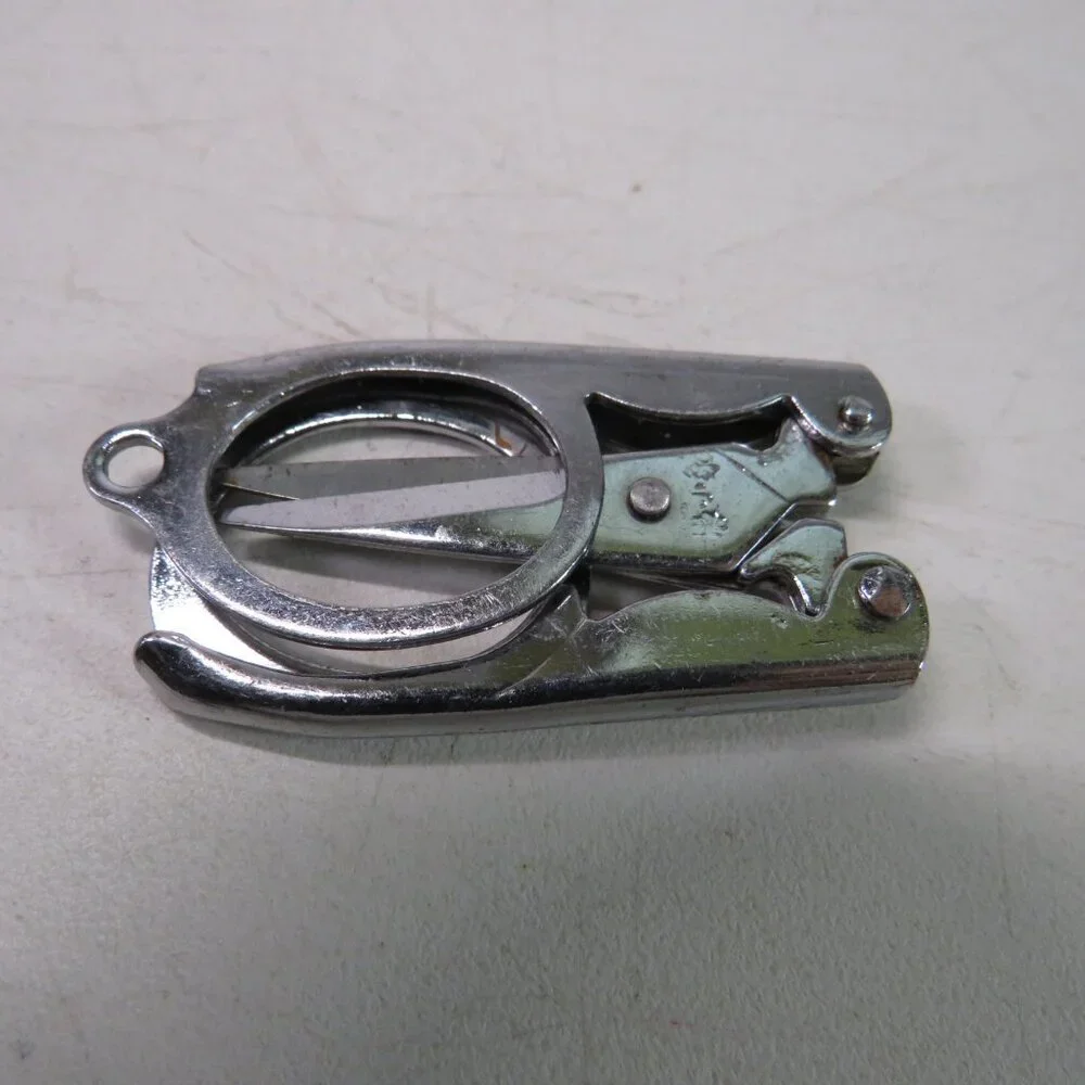 Zhang Xiao Quan Mini Fold Up Compact Trip Scissors Mini Travel Tool VINTAGE